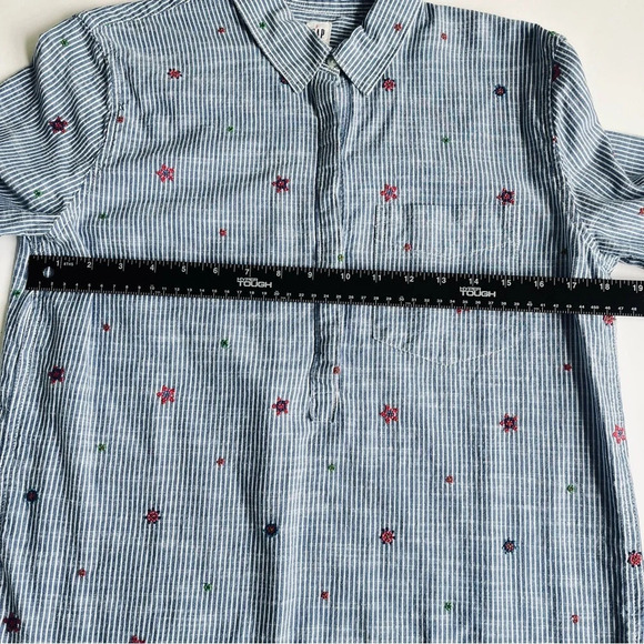 GAP Women’s Shirt Small Blue Red Floral  Embroidered Striped Boyfriend Popover - Picture 8 of 10